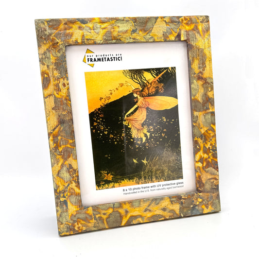 Frametastic 8x10 Northern Lights wood photo frame - ECO1-NL-80